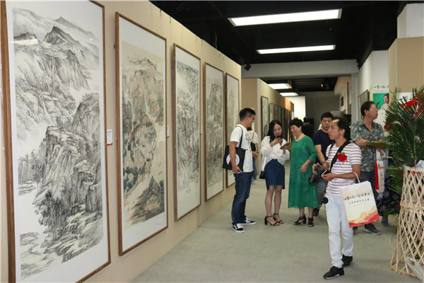 “一带一路辉煌中囯”全国大型书画交流展在京隆重开幕
