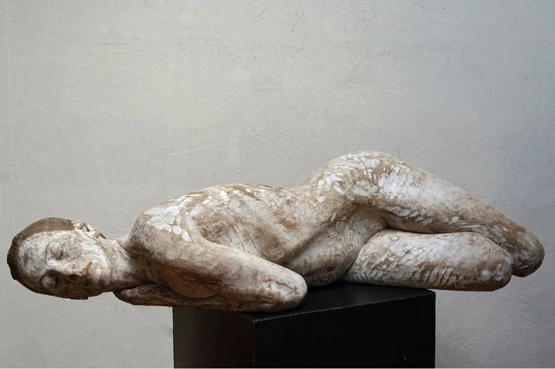“静谧的凝视”意大利当代雕塑艺术展