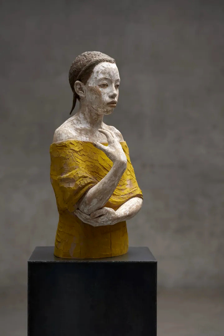“静谧的凝视”意大利当代雕塑艺术展